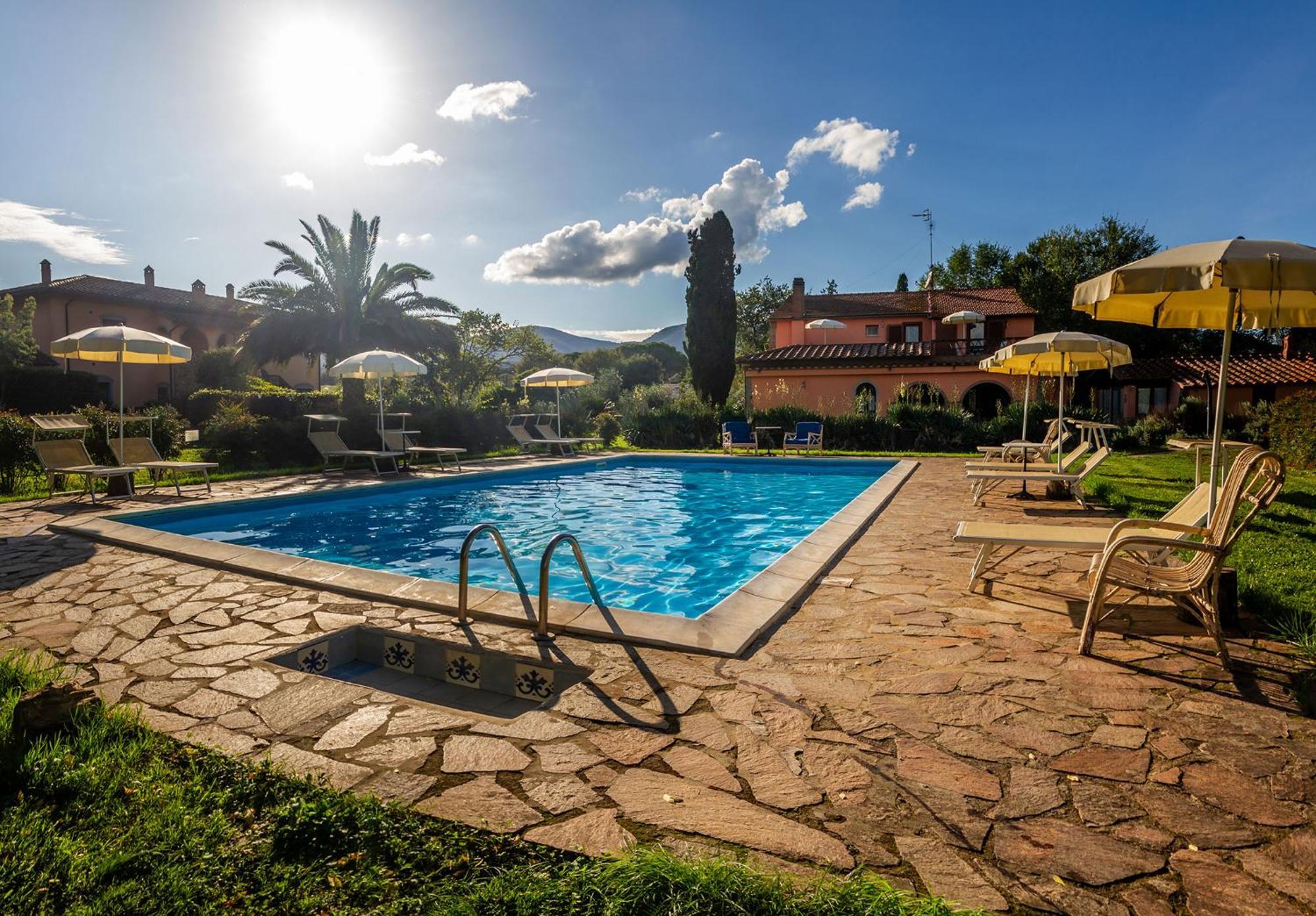 Agriturismo Bio Fattoria Casetta Гаворрано Экстерьер фото