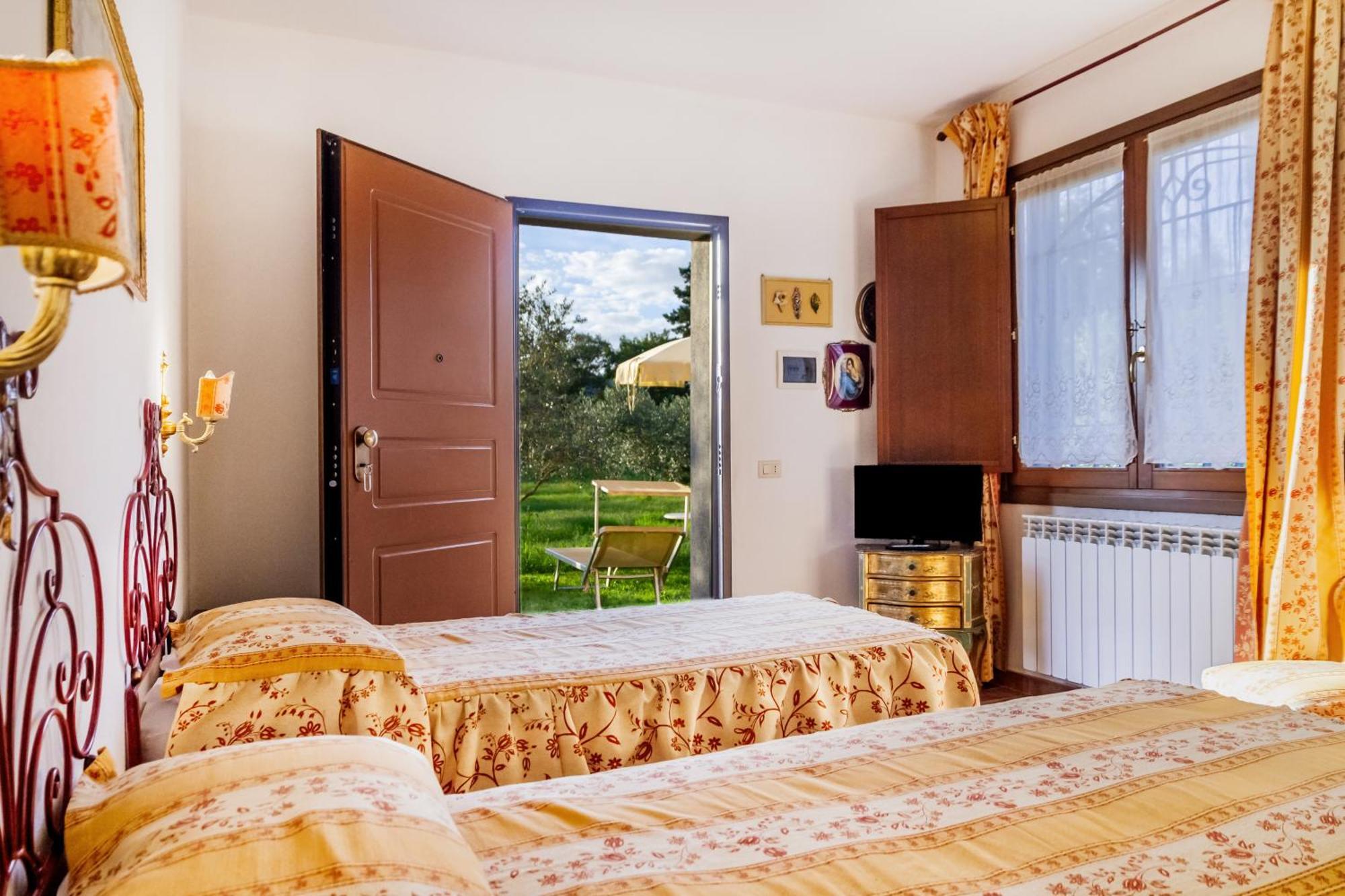 Agriturismo Bio Fattoria Casetta Гаворрано Экстерьер фото
